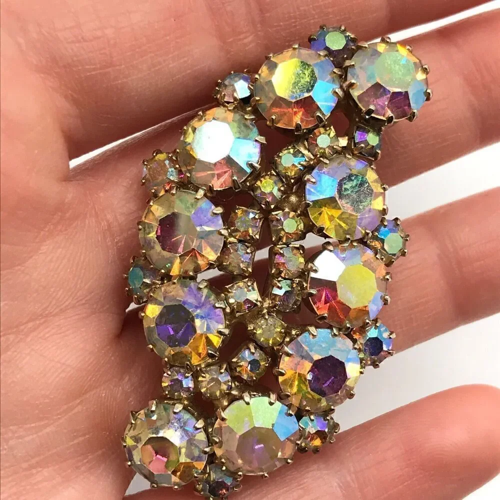 Karu Arke Inc Signed Vintage AB Rhinestone Brooch Pin Clip On Earrings Set